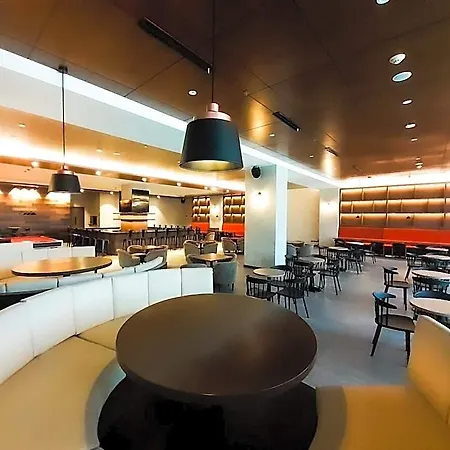 The Excelsior Hotel Las Pinas