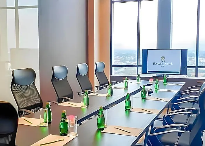 The Excelsior Pinas Отель 4*