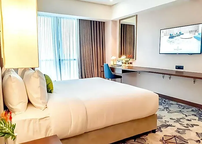 The Excelsior Pinas 4*