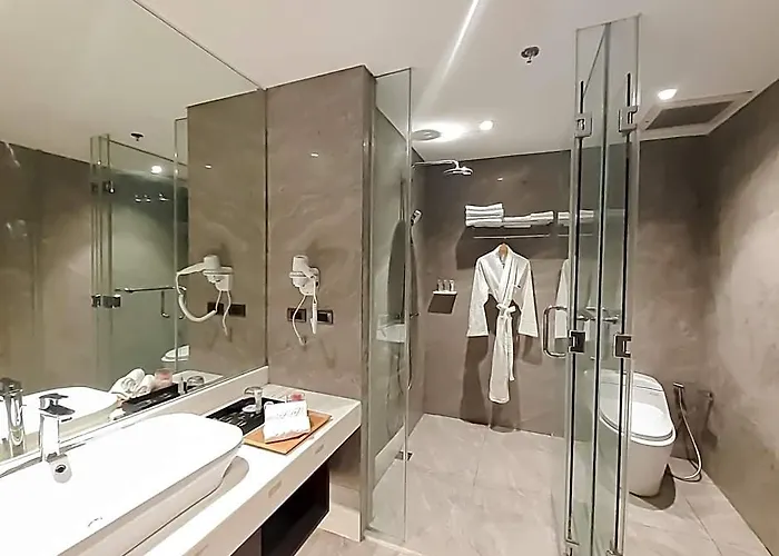 The Excelsior Pinas Отель 4*